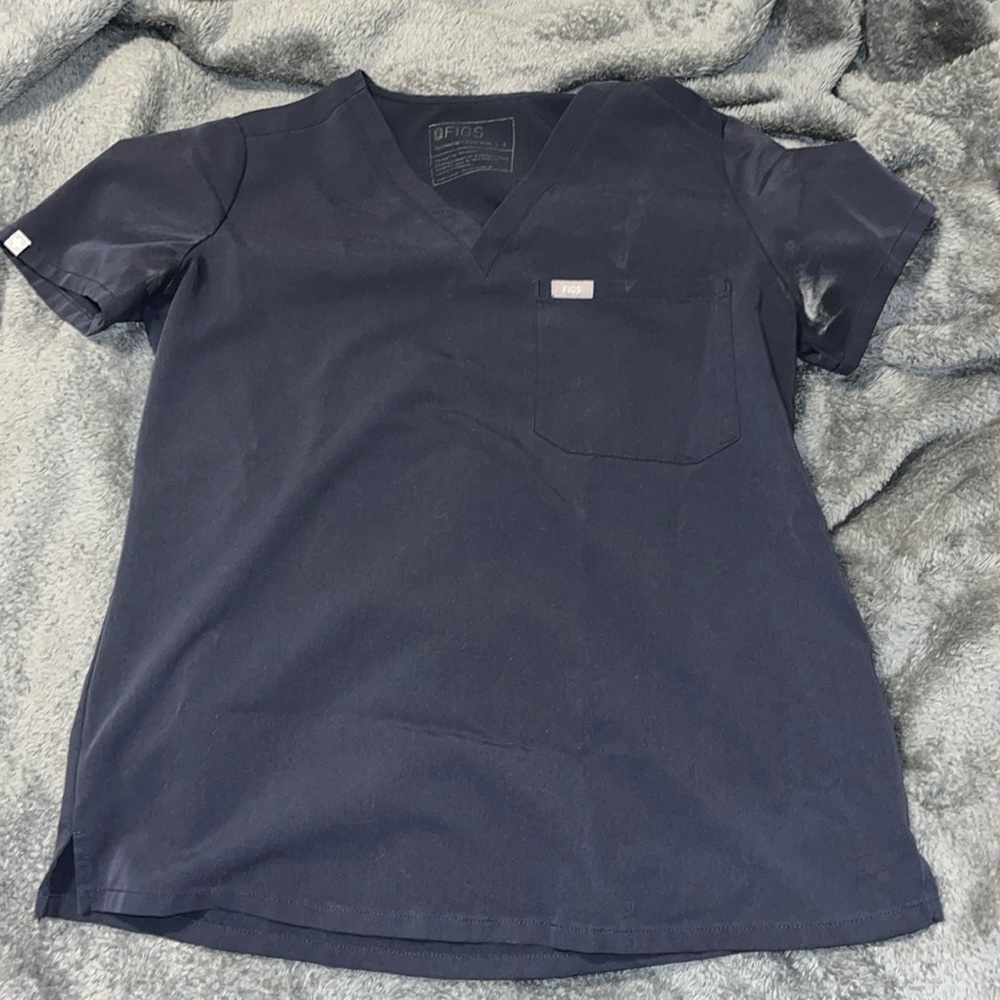 Figs quiet navy Catarina top